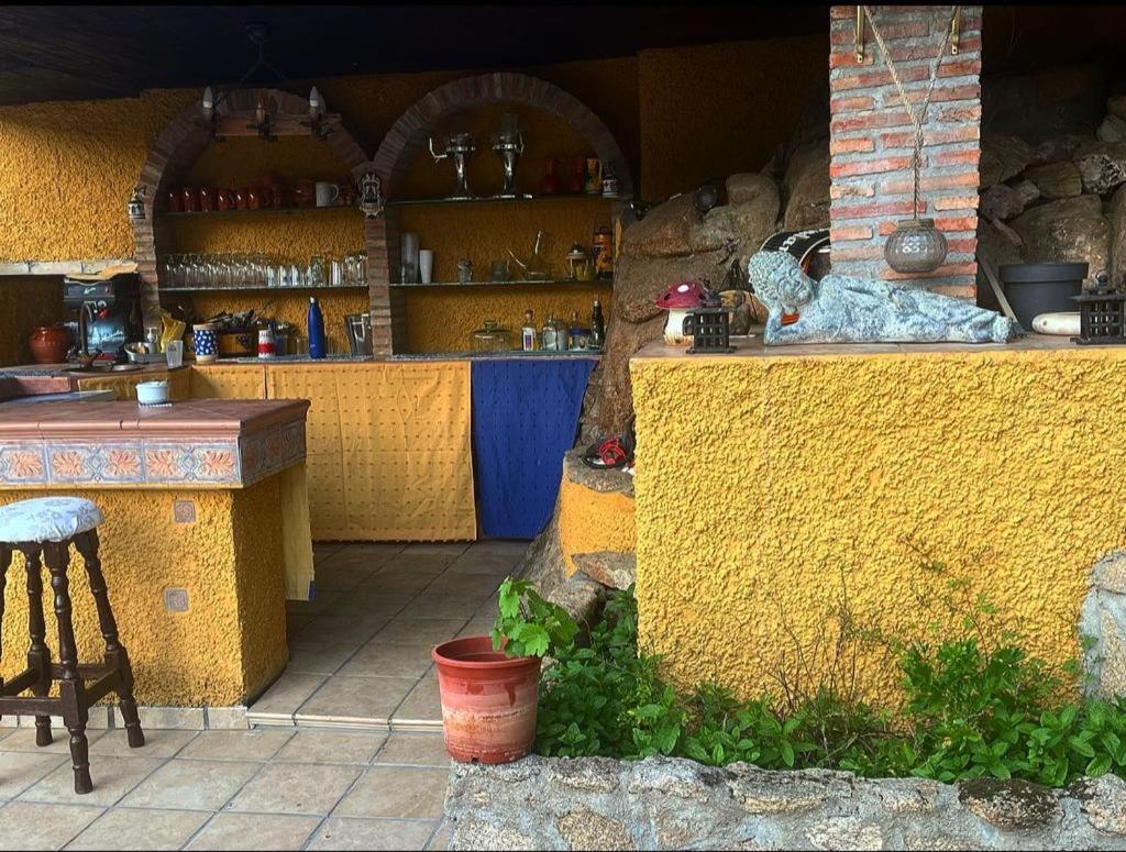 Готель Lantica Roccia Мансанарес-ель-Реаль Екстер'єр фото